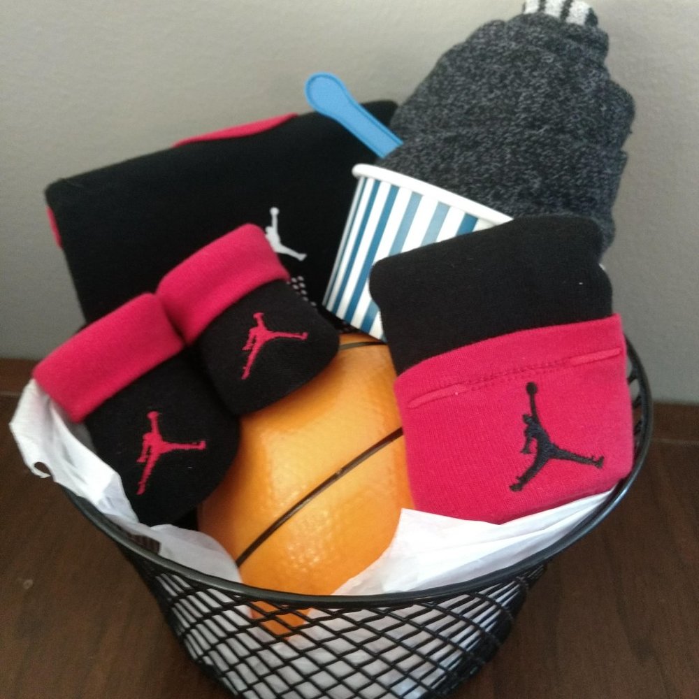Jordan Baby Bodysuit Gift Set